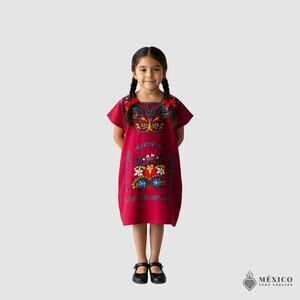 Mexican hand embroidered  Chanelito Puebla dress  size 4 see measurements Manta